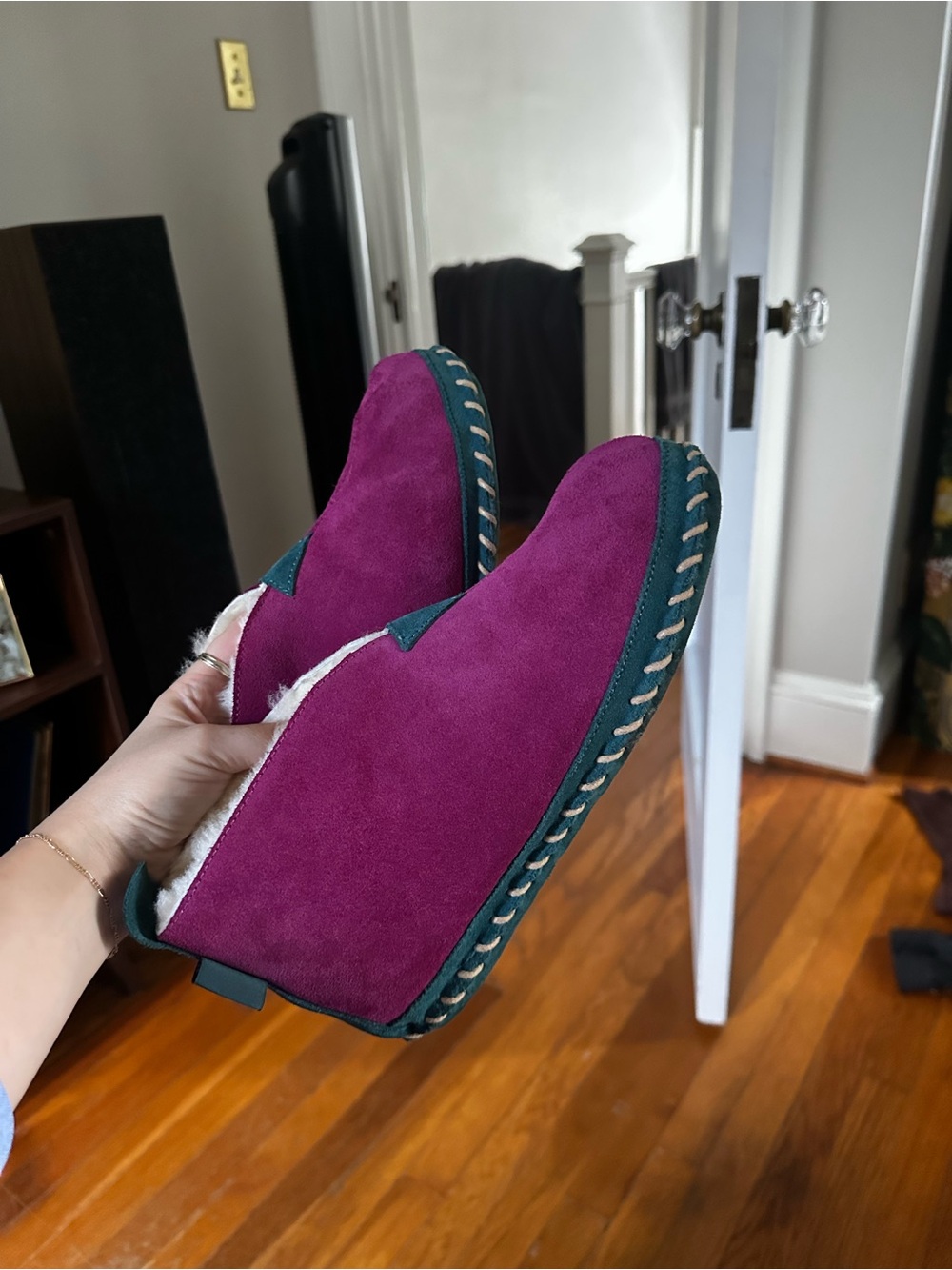LL Bean Vintage Wicked Good Slippers Berry Spruce 9 Shearling